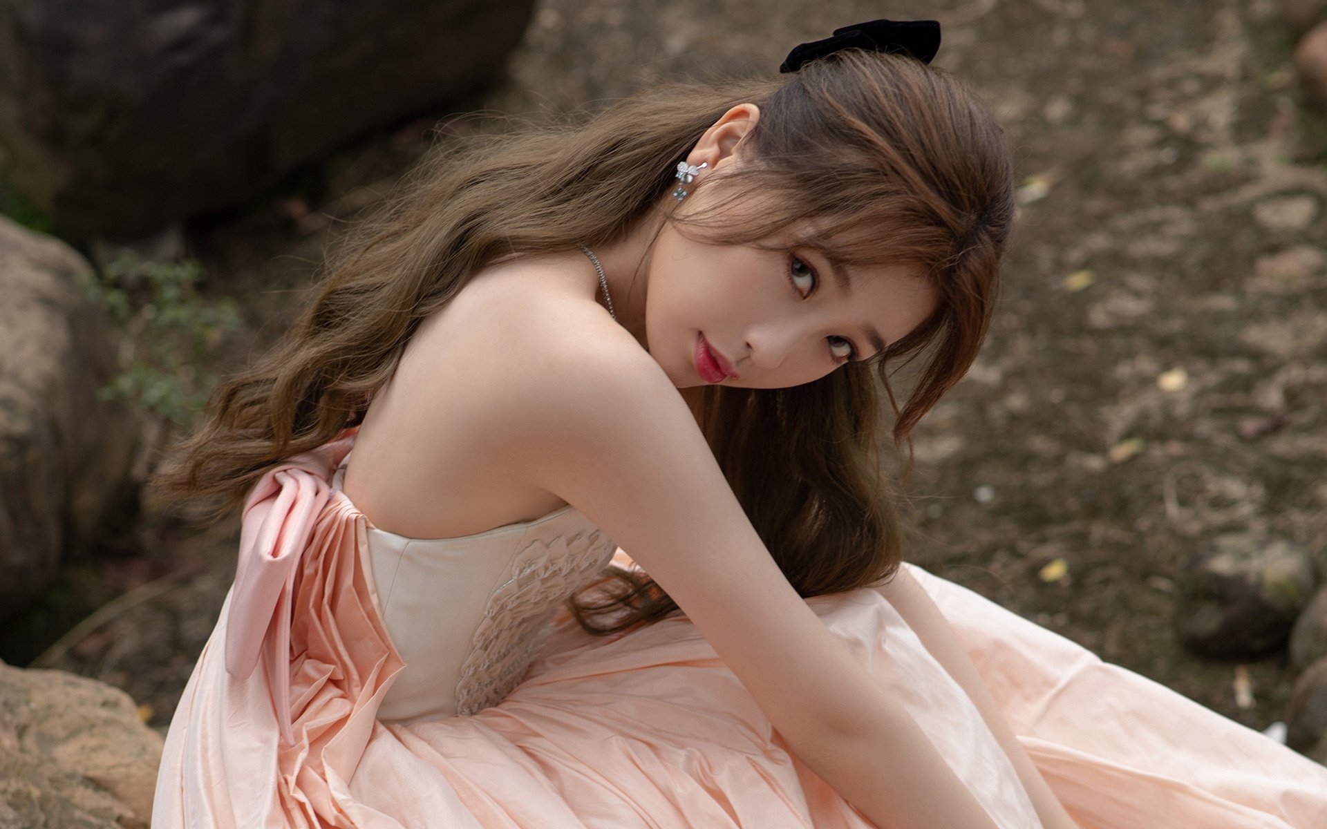 巴塞罗那主场5-1大胜塞维利亚,继续领跑积分榜,巴塞罗那vs塞维利亚视频直播