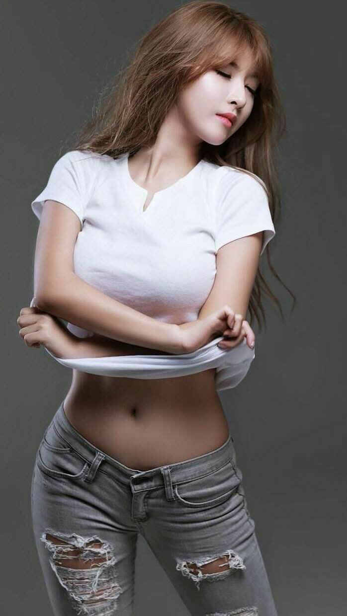 球队主场氛围热烈，球迷支持度高涨，各球队主场名称
