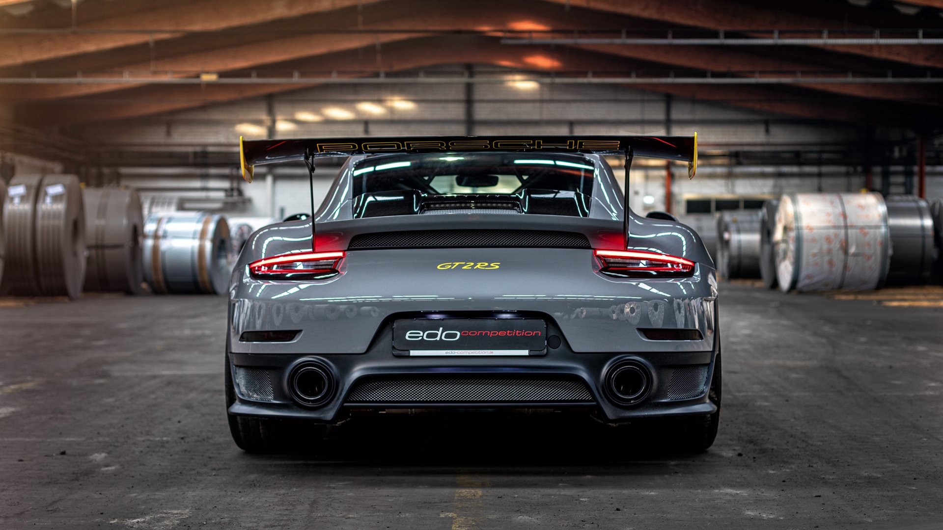 英超激烈角逐,豪门争夺榜首位置