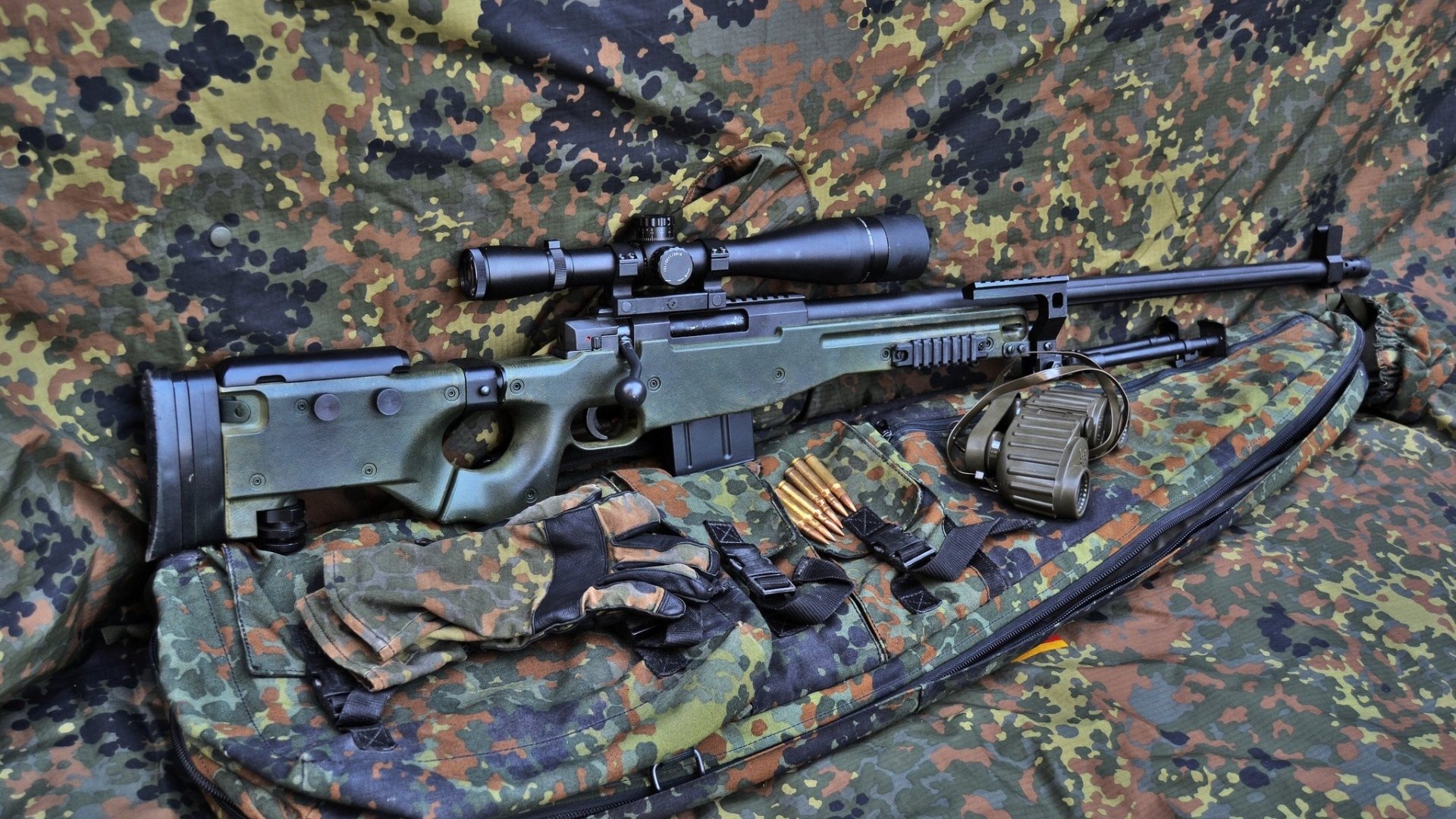 詹姆斯带伤坚持比赛展现职业精神，詹姆斯受伤了